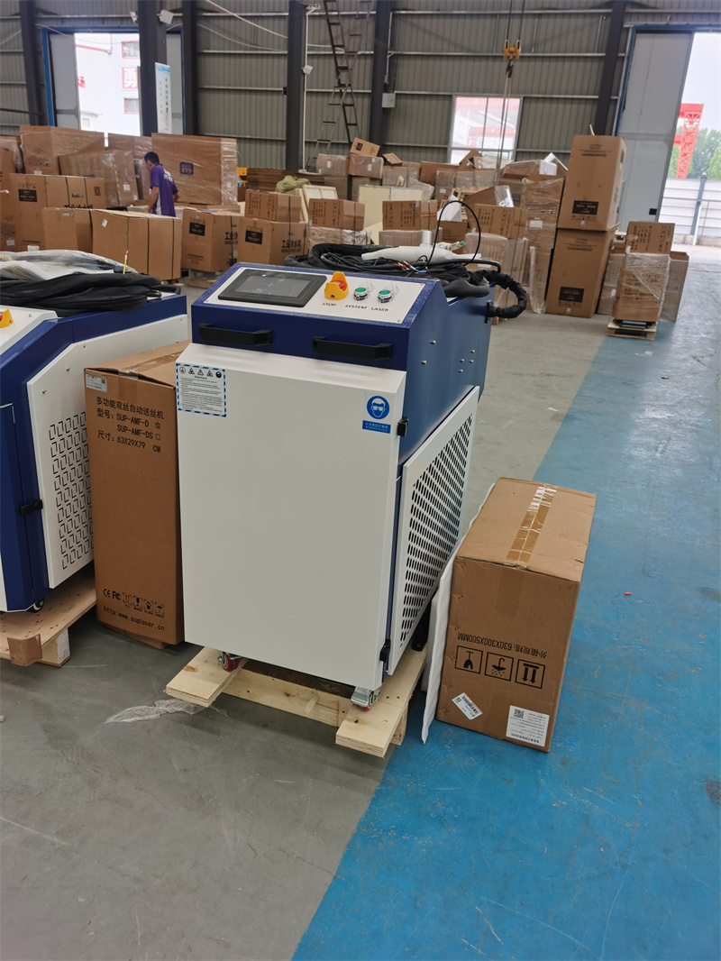 Industrial Laser Paint Removal - 6000W 고출력 연속 레이저 세척기(산업용 스테인리스강